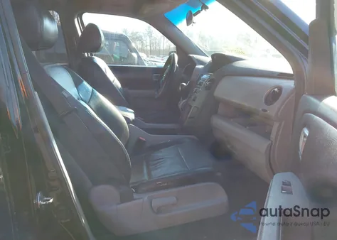 2014 Honda Pilot Lx z USA, uszkodzony, nr VIN 5FNYF4H22EB007040